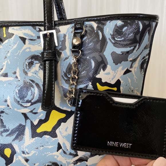 🎉HP🎉Nine West tote bag - Picture 3 of 17